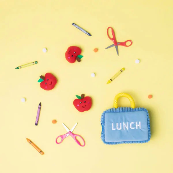 ZippyPaws Burrow® - Lunchbox with Apples