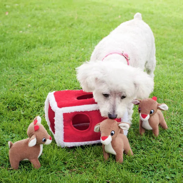ZippyPaws Holiday Burrow® - Reindeer Pen